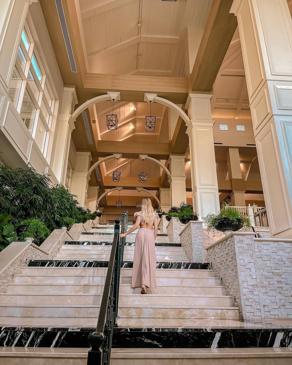 RIXOS Sungate