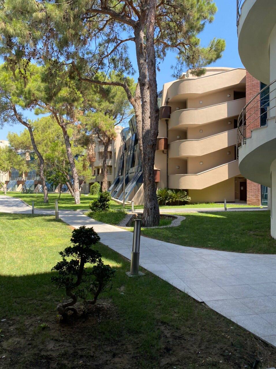 RIXOS Sungate