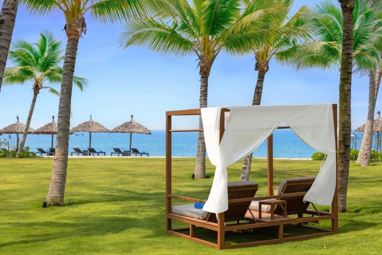 WYNDHAM HOI AN ROYAL BEACHFRONT 5★ (Дананг, Вьетнам) — 🔥 от 231 000 ₽ на двоих